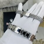 Premium Man Luxury Watch And Braclet Set - Image 6